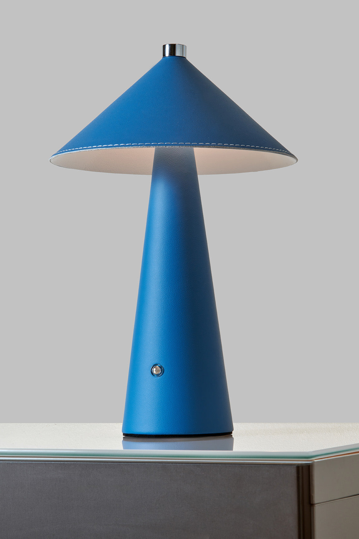 Solis Lamp